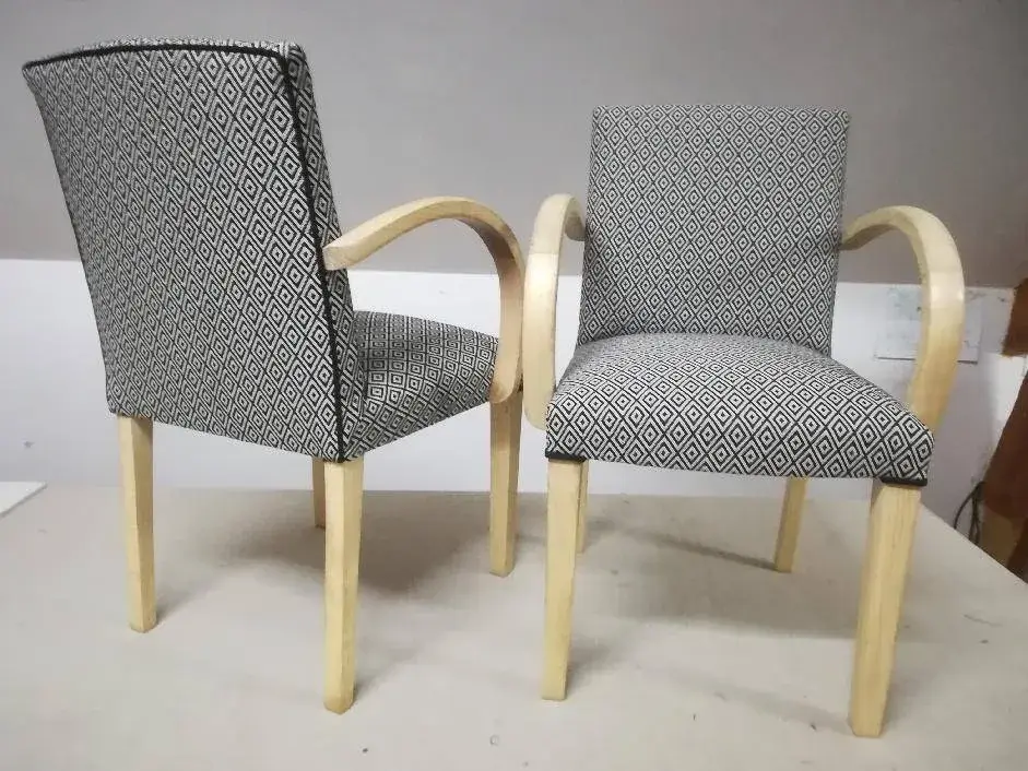 fauteuil gris avant et arriere