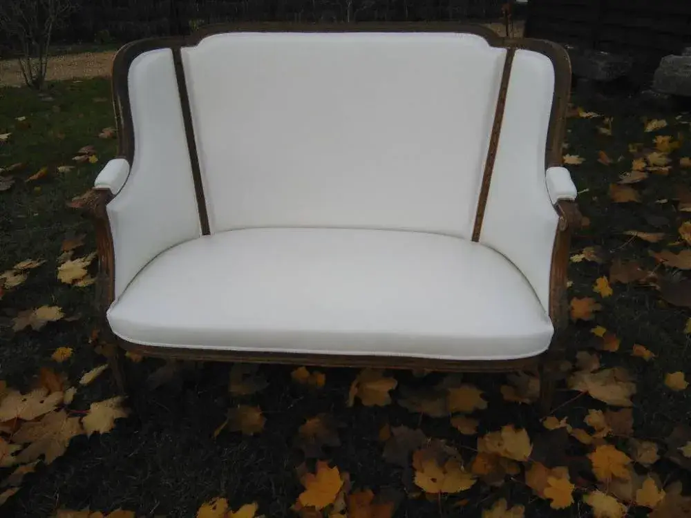 fauteuil blanc en bois long